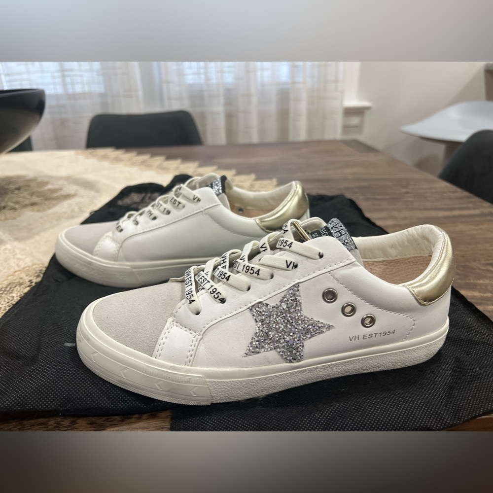Vintage Havana Sneakers